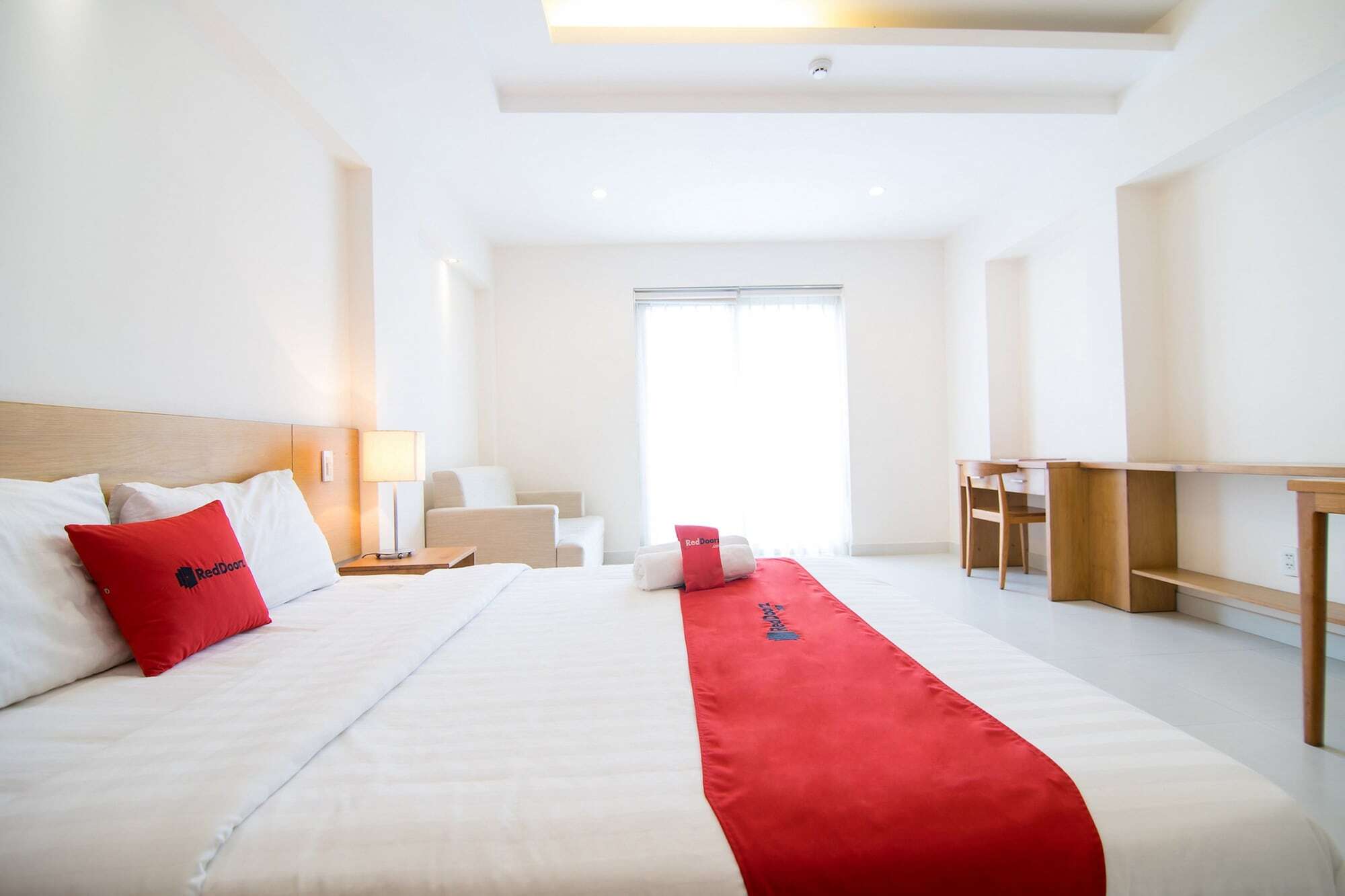 Reddoorz Plus Near Secc D7 Ho Chi Minh City Bagian luar foto